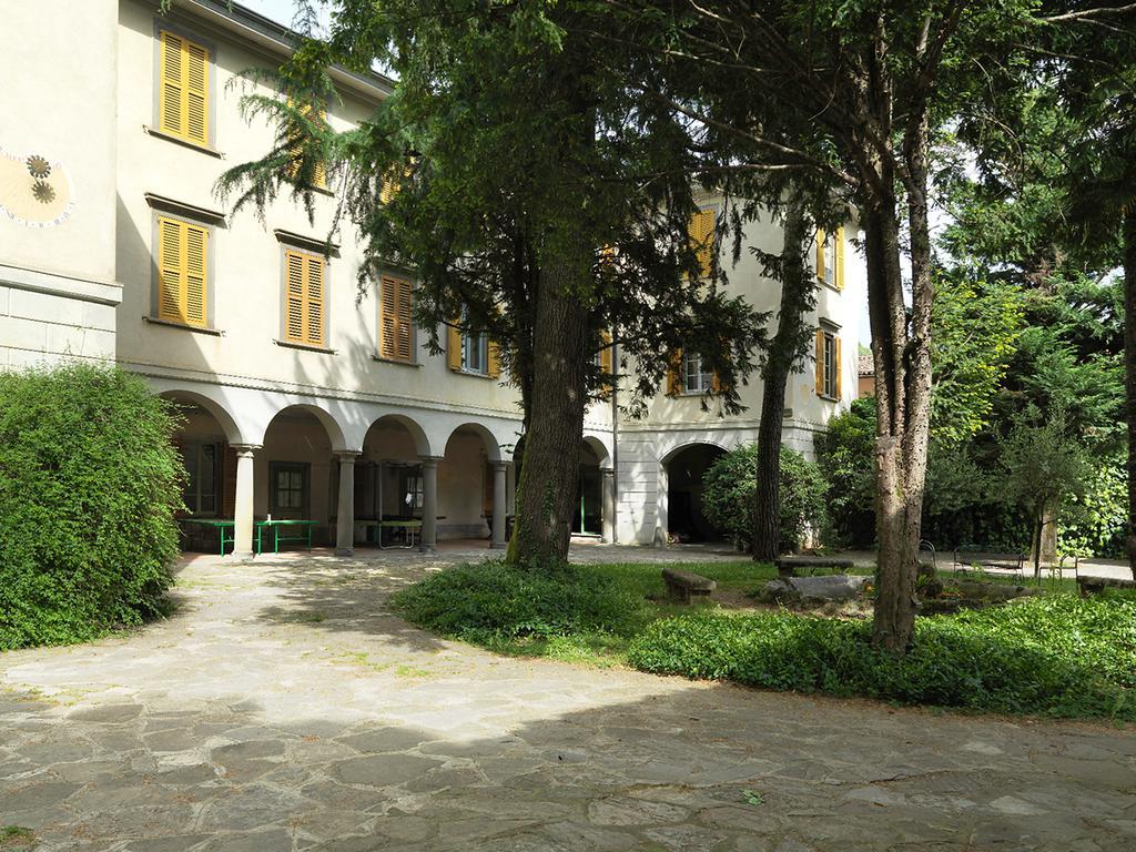 La Patirana Guesthouse Zandobbio Ngoại thất bức ảnh